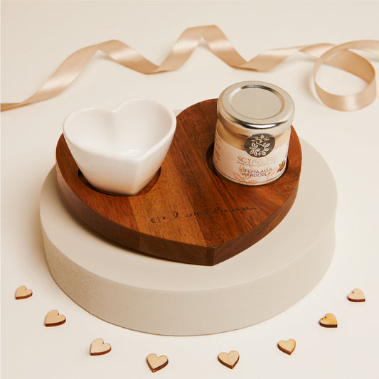 Bomboniera Vassoio con Ciotolina Cuore e Crema Mandorla 40gr 25098